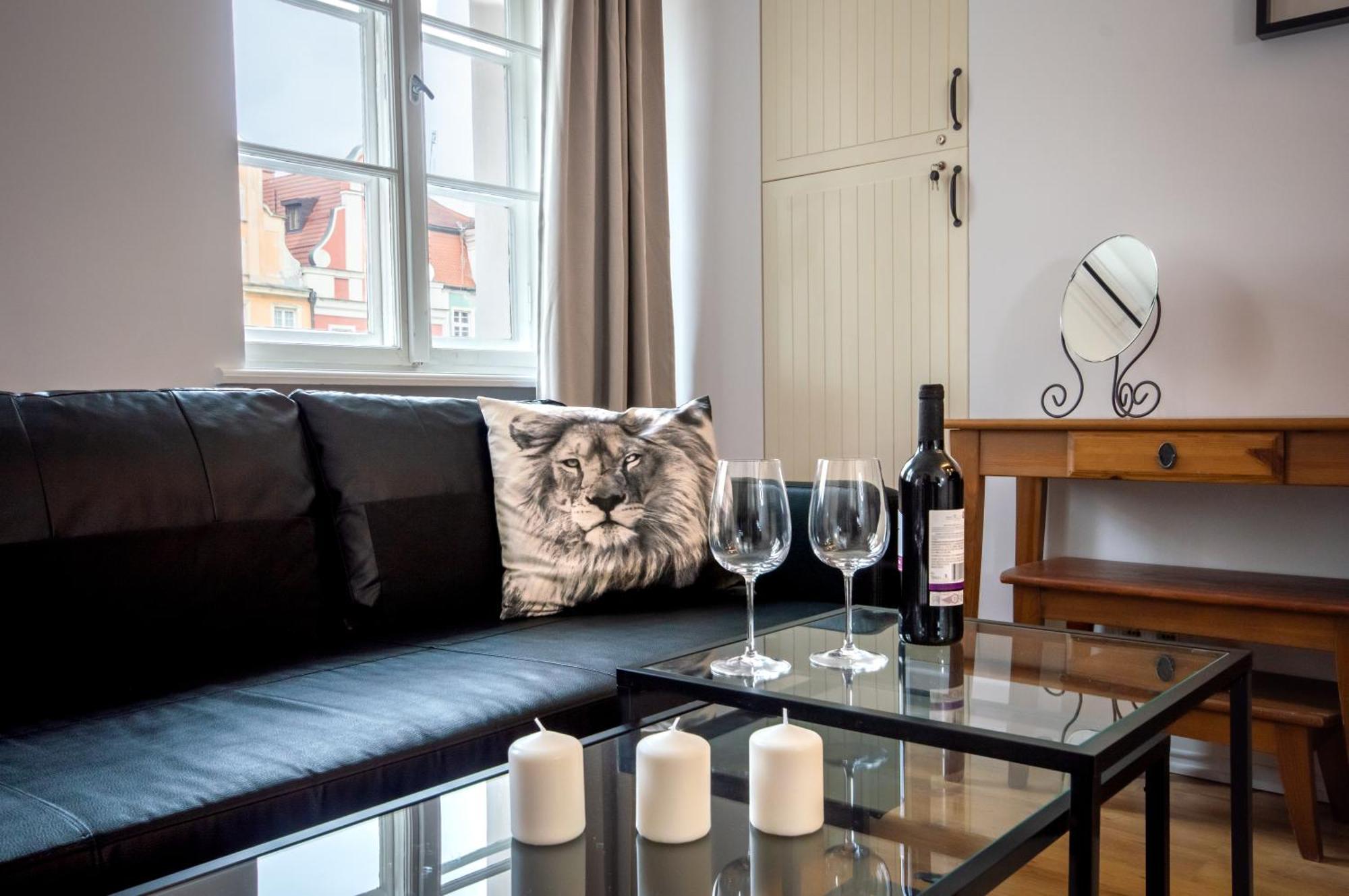 Ferienwohnung Apartament W Ratuszu Breslau Exterior foto